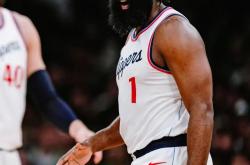 快船克服灰熊，莱昂纳德掌控比赛的简单介绍