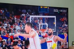 球员拼尽全力，全场都是惊喜