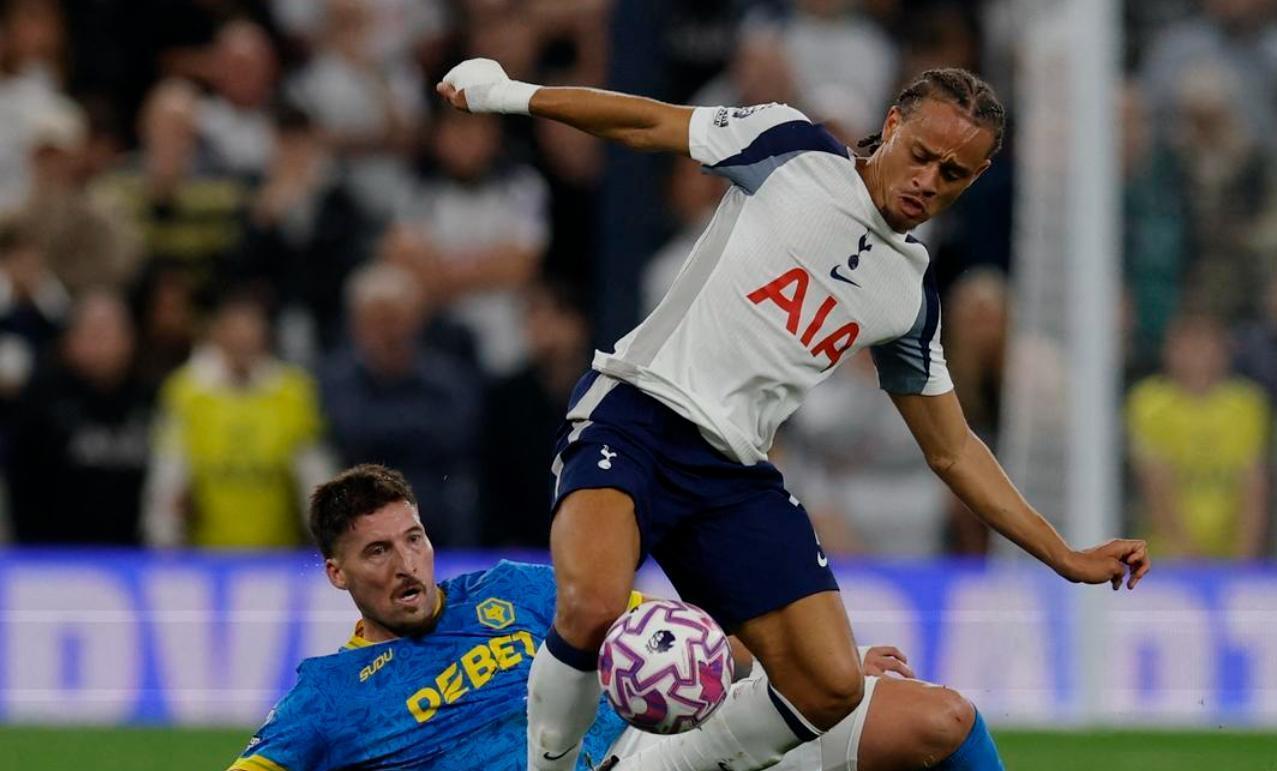 关于热刺客场不敌狼队战术遭遇阻碍的信息