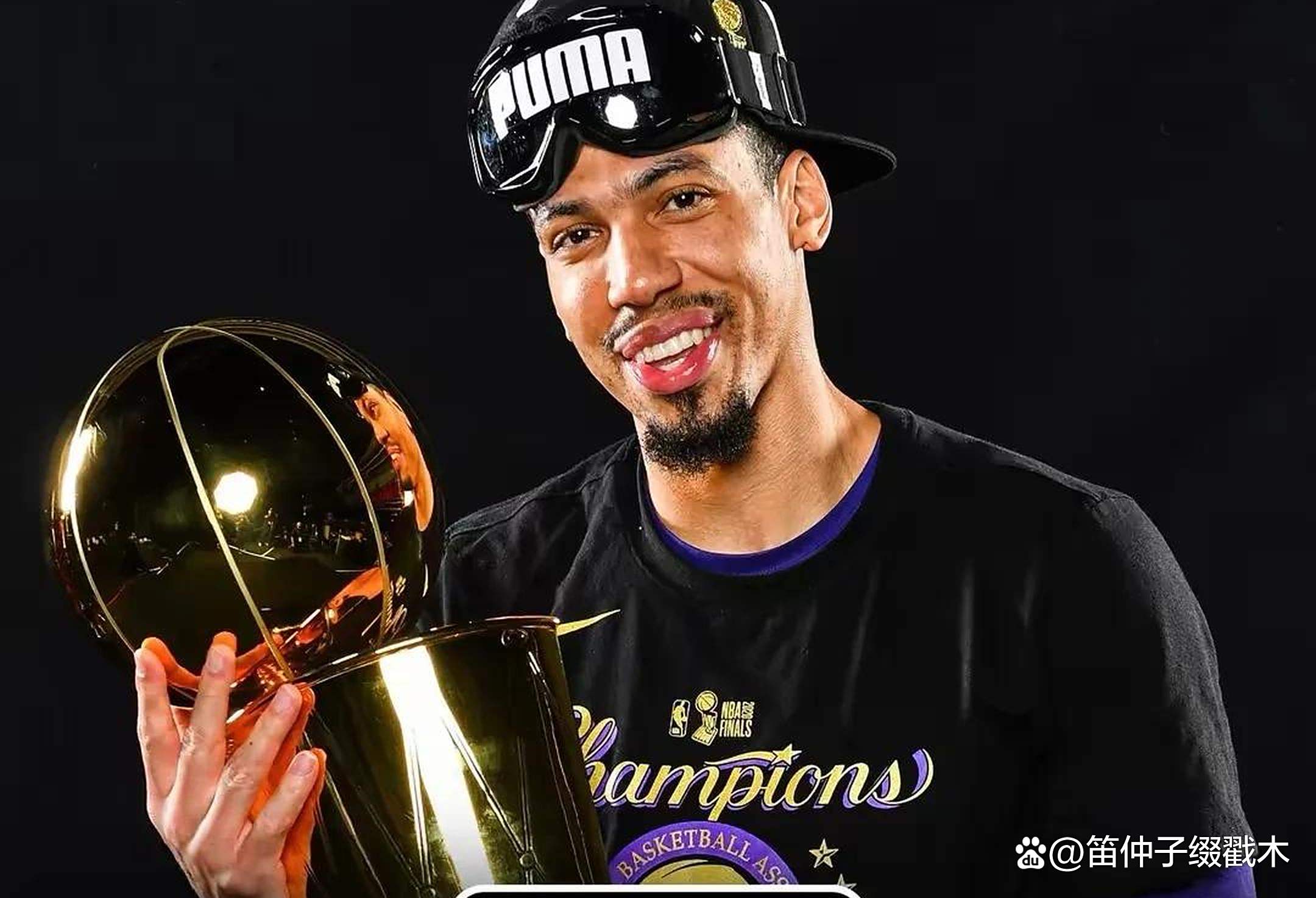 关于新秀入选最佳阵容，展现出色表现期待更多突破的信息