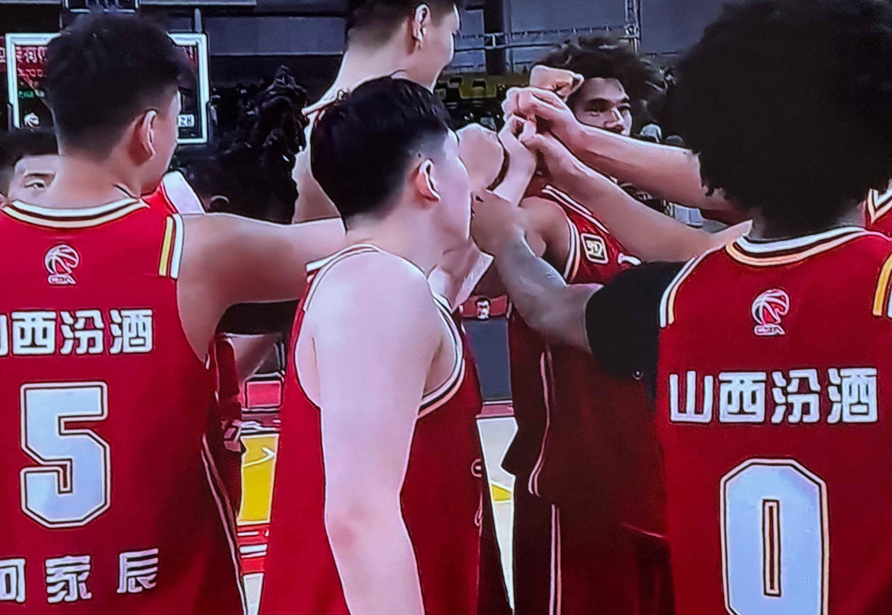 包含福建队主场较量失利，状态不尽人意的词条