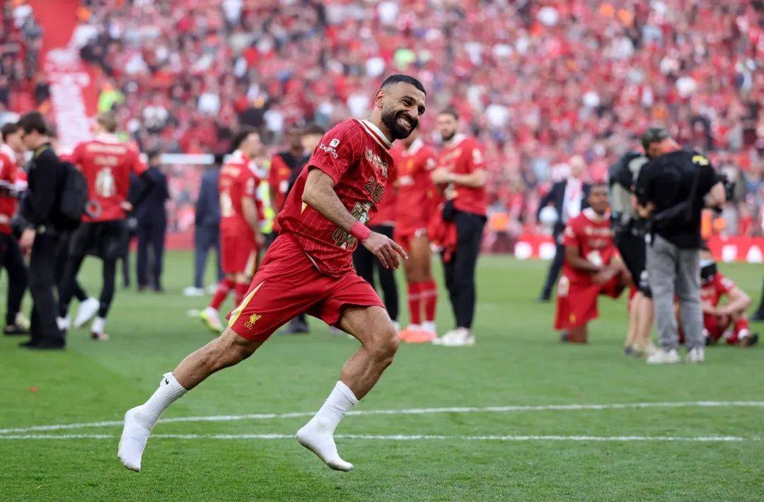 利物浦球员荣膺英超赛季最佳射手