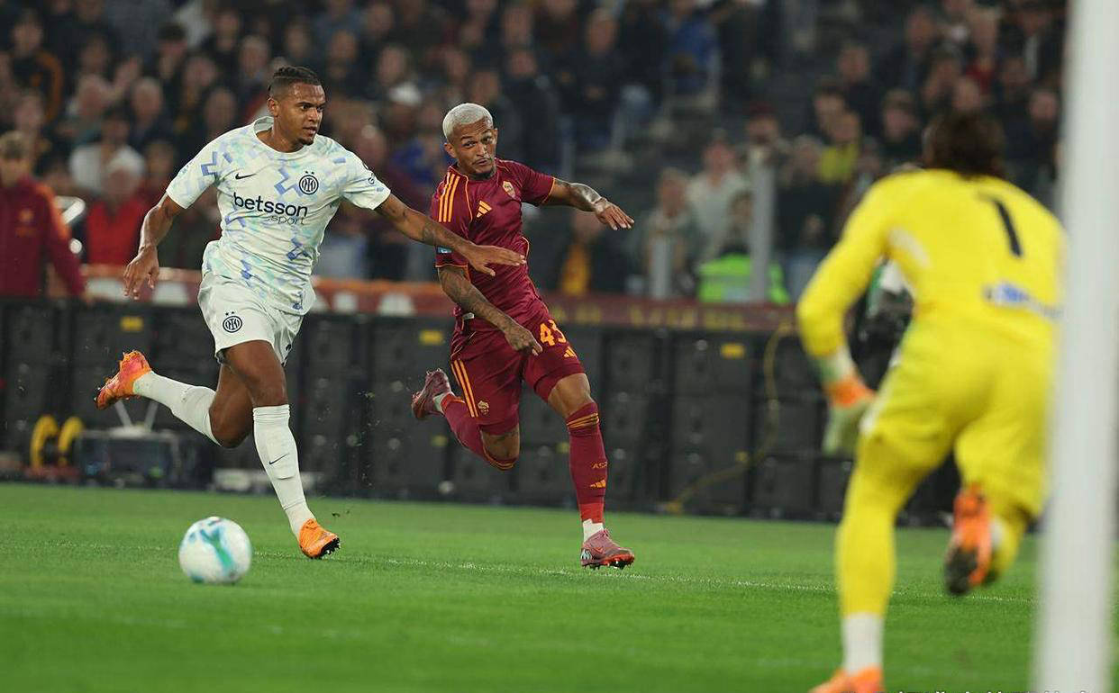 国际米兰下半场实力迸发，连入三球的简单介绍