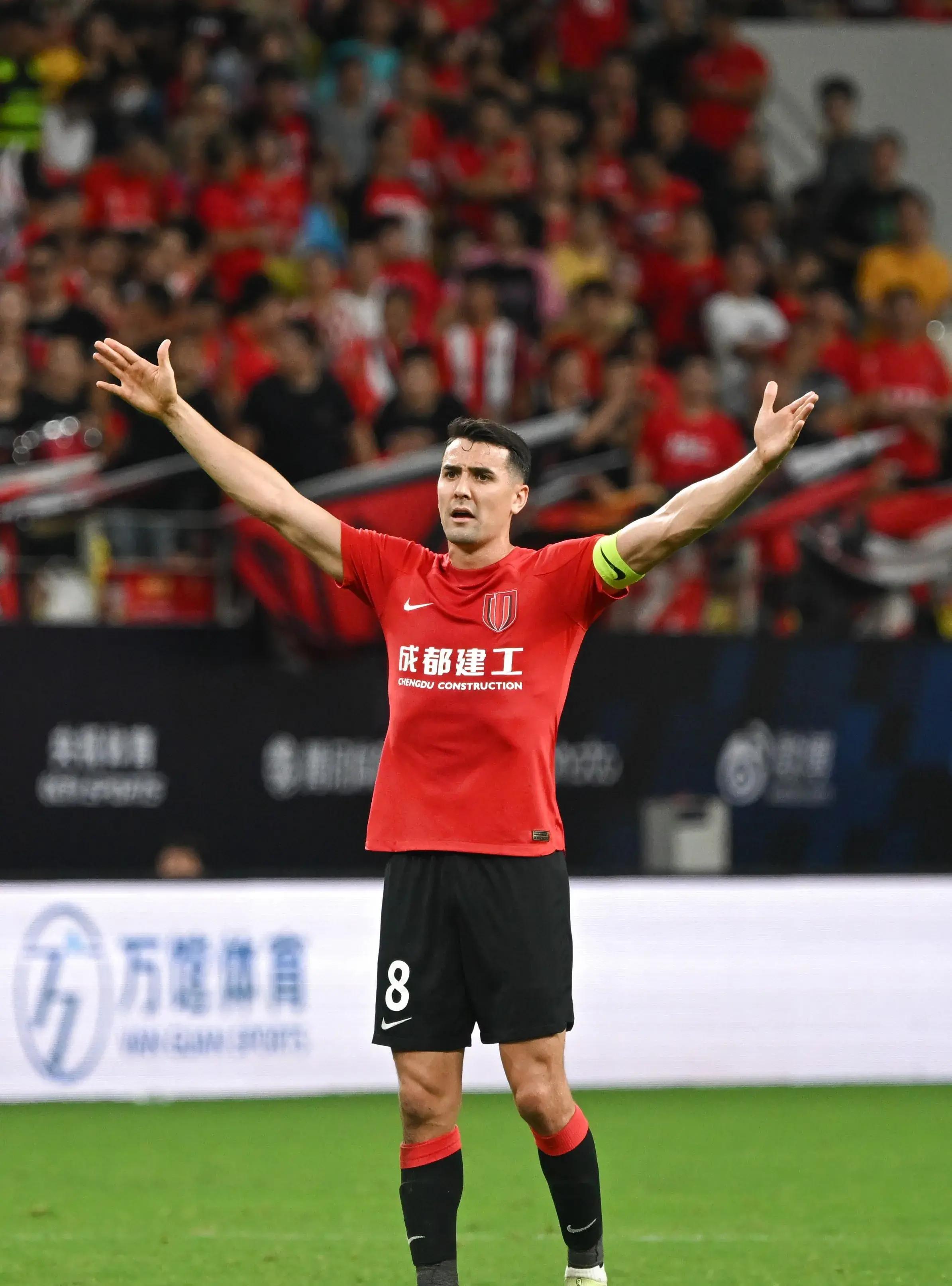 包含战火即将燃烧，球员情绪高涨的词条