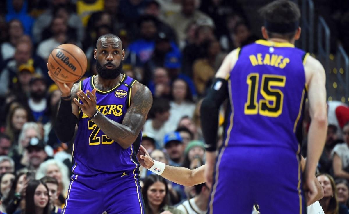 勇士队与湖人队即将在本周四交锋 勇士队与湖人队即将在本周四交锋