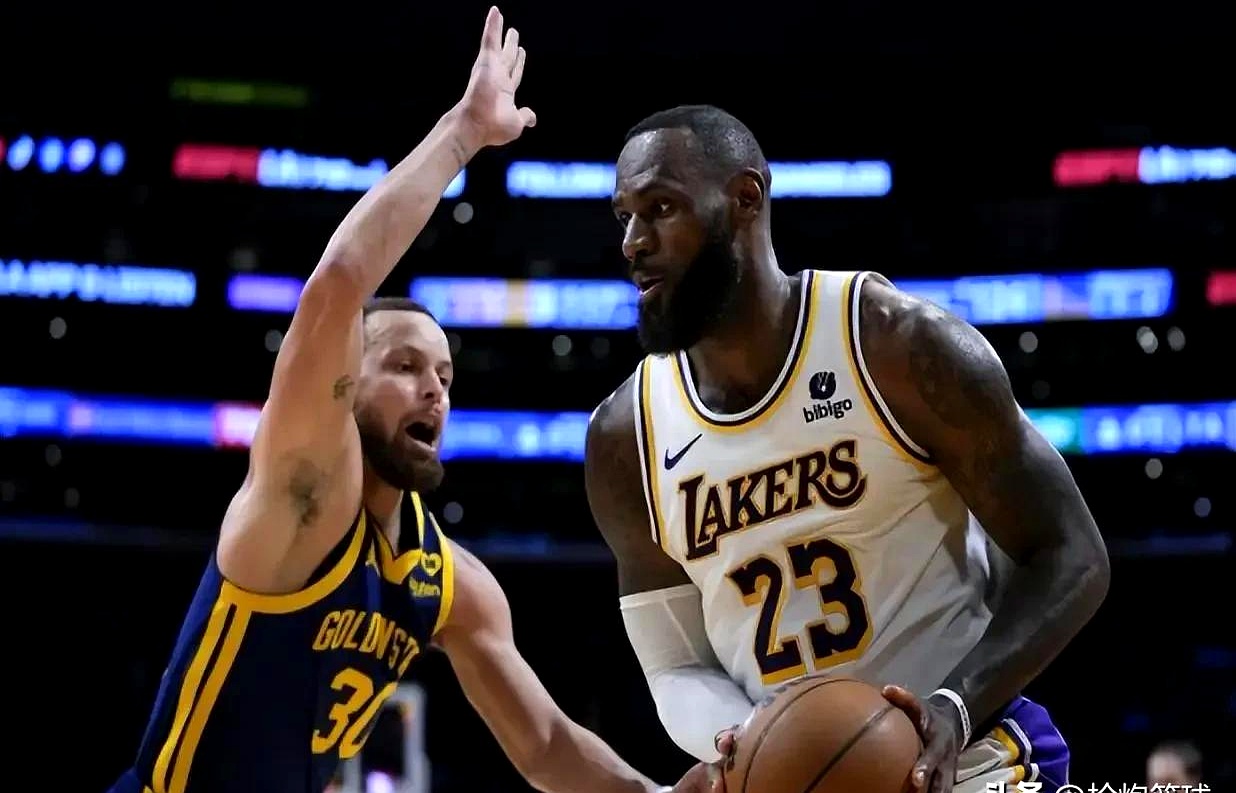 勇士队与湖人队即将在本周四交锋 勇士队与湖人队即将在本周四交锋