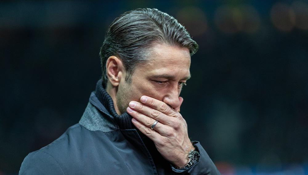 沙尔克在客场击败对手，逆转颓势