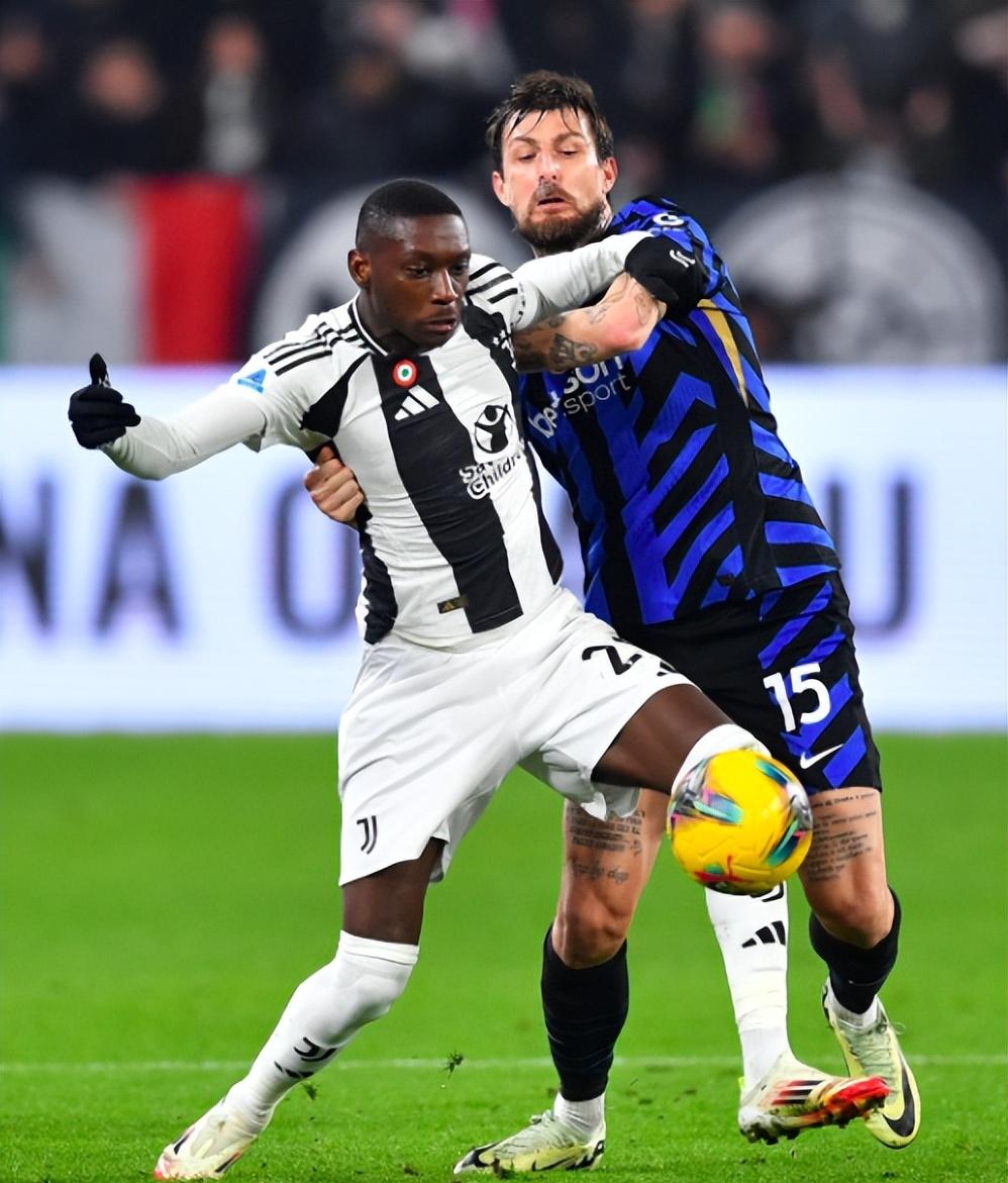 包含尤文图斯考虑引进英超球星，助攻锋线进一步强化的词条